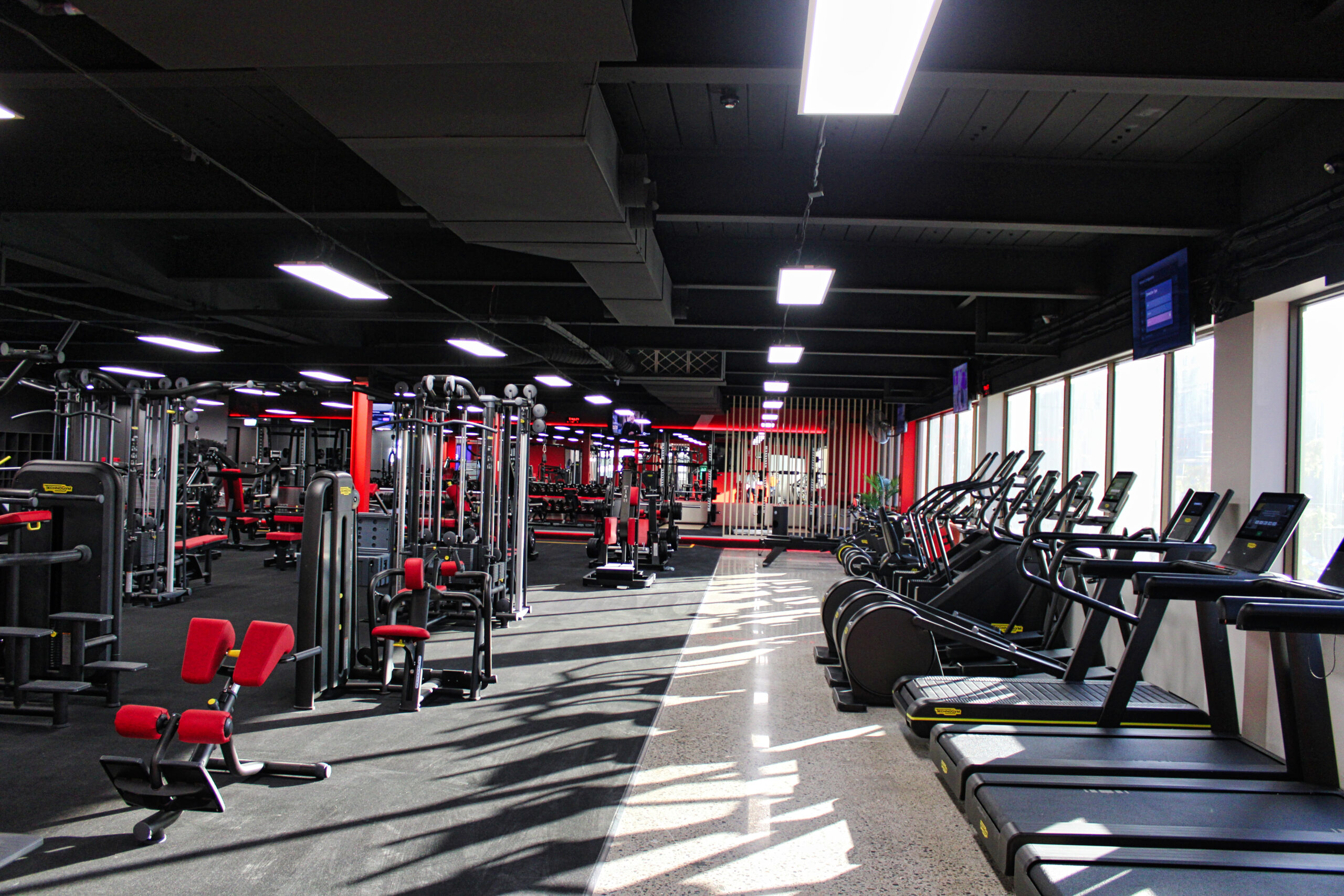 Commercial gym interior fit-out for Snap Fitness Meadowbank